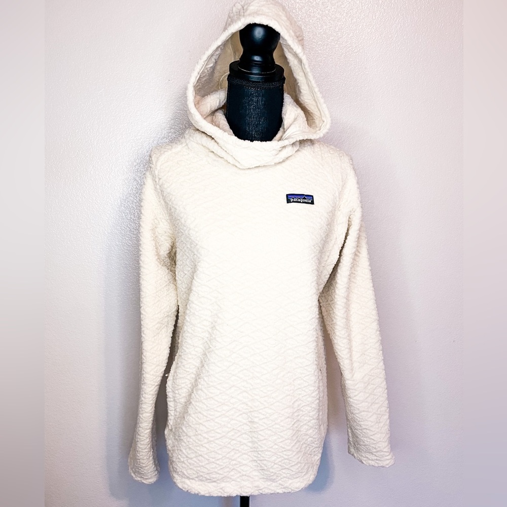 Patagonia Cream Quilted Sherpa Hoodie - Picture 2 of 11